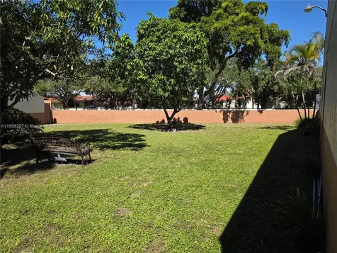 6923 Holly Road Miami Lakes FL 33014