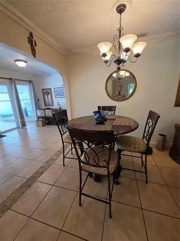 6923 Holly Road Miami Lakes FL 33014