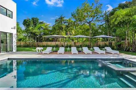 2110 NE 197th Terrace Miami FL 33179