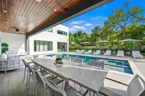 2110 NE 197th Terrace Miami FL 33179