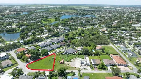 9800 SW 213th Street Cutler Bay FL 33189