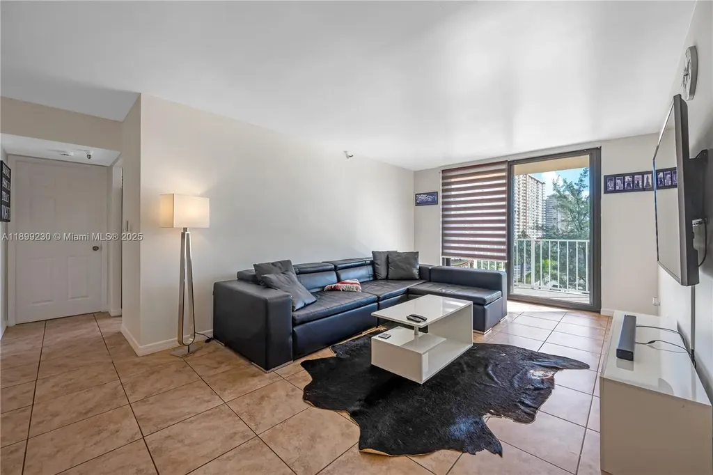 290 174th Street Sunny Isles Beach FL 33160