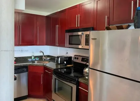 5401 Collins Avenue Miami Beach FL 33140