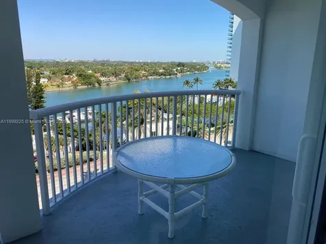 5401 Collins Avenue Miami Beach FL 33140