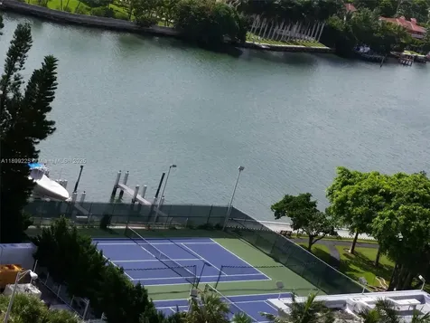 5401 Collins Avenue Miami Beach FL 33140