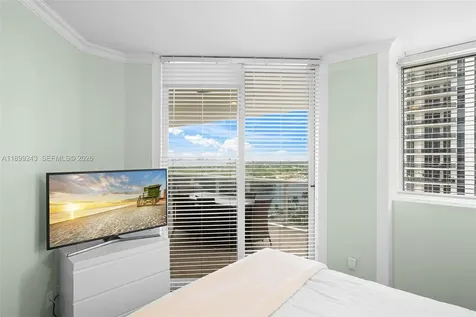 4775 Collins Avenue Miami Beach FL 33140