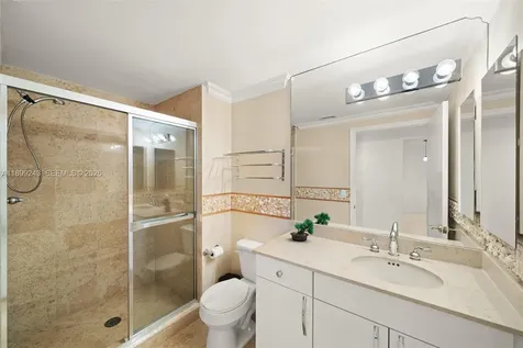 4775 Collins Avenue Miami Beach FL 33140