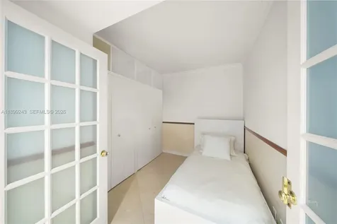4775 Collins Avenue Miami Beach FL 33140