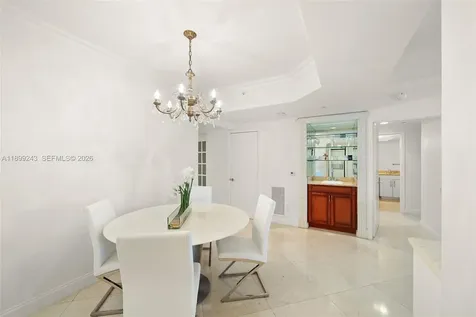 4775 Collins Avenue Miami Beach FL 33140