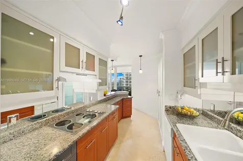 4775 Collins Avenue Miami Beach FL 33140