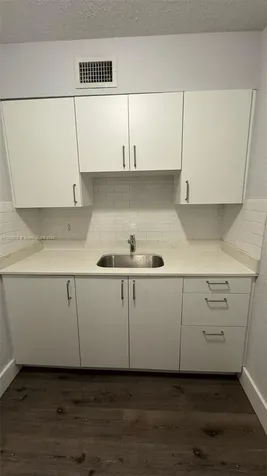 2330 NW 11th Street Miami FL 33125