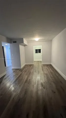 2330 NW 11th Street Miami FL 33125