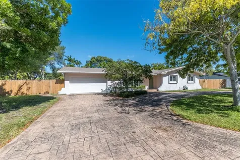 10533 SW 114th Street Miami FL 33176