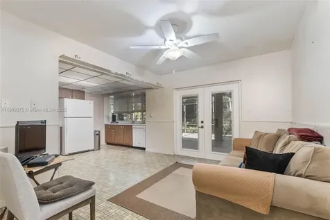10533 SW 114th Street Miami FL 33176
