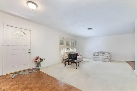 10533 SW 114th Street Miami FL 33176