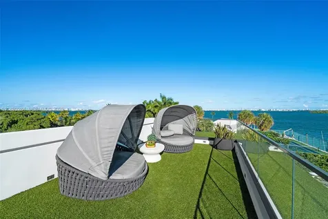 790 Lake Road Miami FL 33137