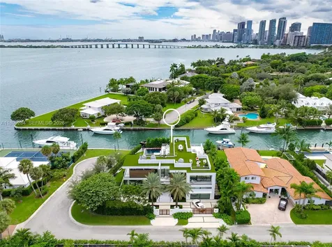 790 Lake Road Miami FL 33137