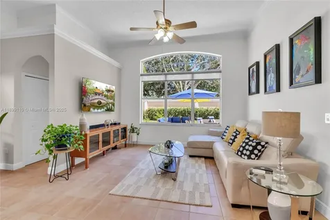 341 SW 184th Terrace Pembroke Pines FL 33029