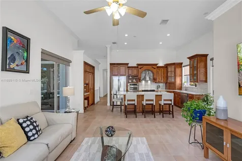 341 SW 184th Terrace Pembroke Pines FL 33029