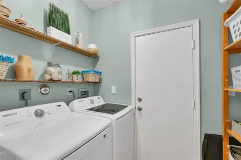 341 SW 184th Terrace Pembroke Pines FL 33029