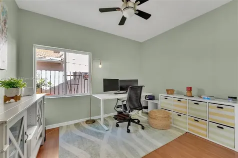 341 SW 184th Terrace Pembroke Pines FL 33029