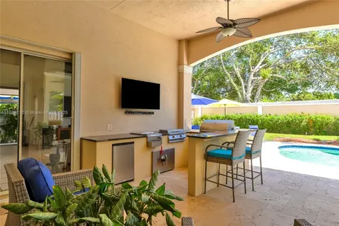 341 SW 184th Terrace Pembroke Pines FL 33029