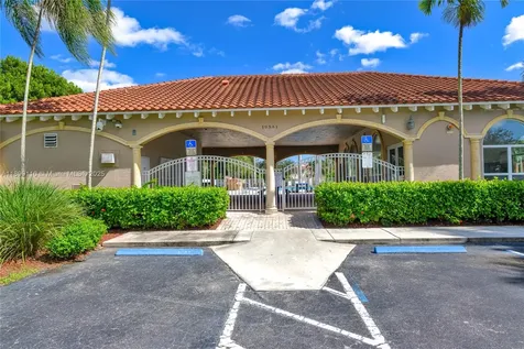 341 SW 184th Terrace Pembroke Pines FL 33029