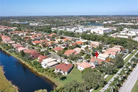 341 SW 184th Terrace Pembroke Pines FL 33029