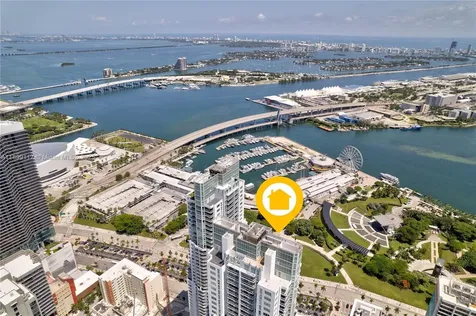 253 NE 2nd Street Miami FL 33132