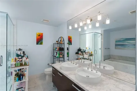 253 NE 2nd Street Miami FL 33132