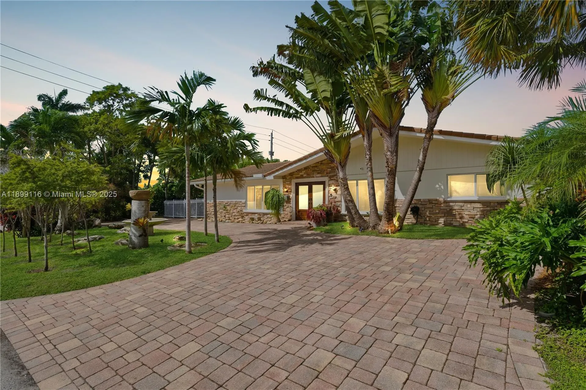 3901 NE 25th Avenue Lighthouse Point FL 33064