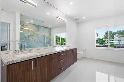3901 NE 25th Avenue Lighthouse Point FL 33064