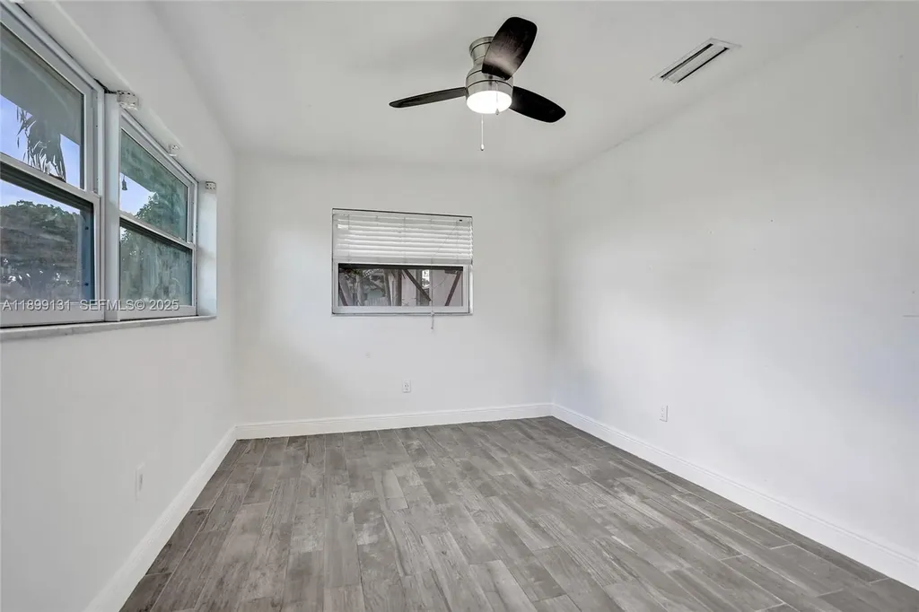 5275 S Cleveland Road Delray Beach FL 33484