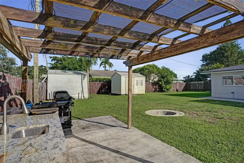 5275 S Cleveland Road Delray Beach FL 33484