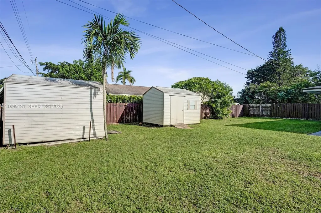 5275 S Cleveland Road Delray Beach FL 33484