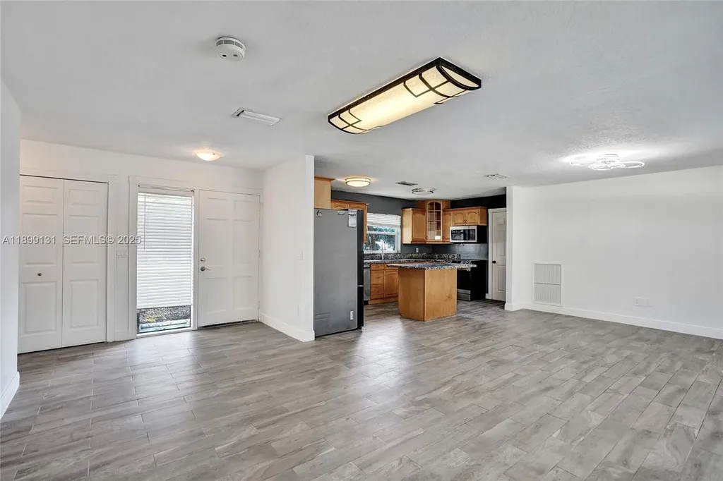 5275 S Cleveland Road Delray Beach FL 33484