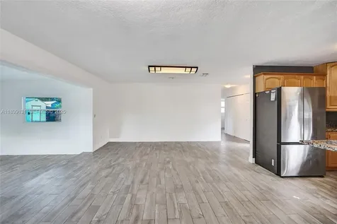 5275 S Cleveland Road Delray Beach FL 33484