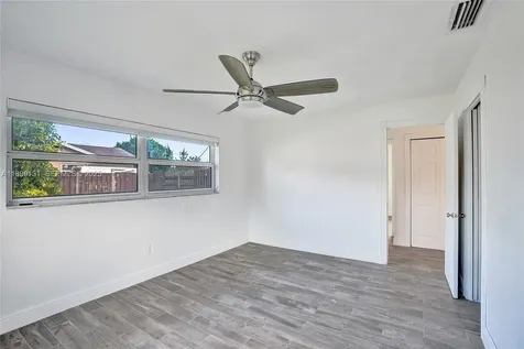 5275 S Cleveland Road Delray Beach FL 33484