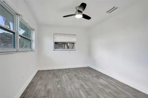 5275 S Cleveland Road Delray Beach FL 33484