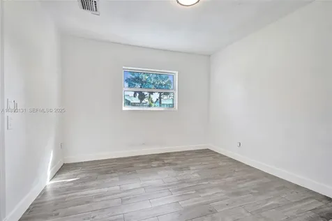 5275 S Cleveland Road Delray Beach FL 33484