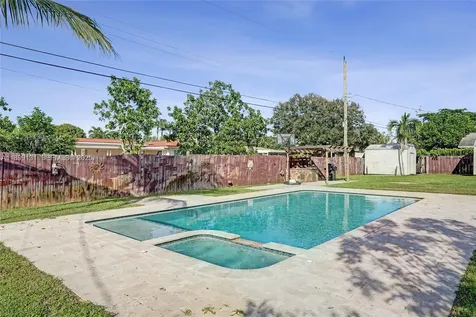 5275 S Cleveland Road Delray Beach FL 33484