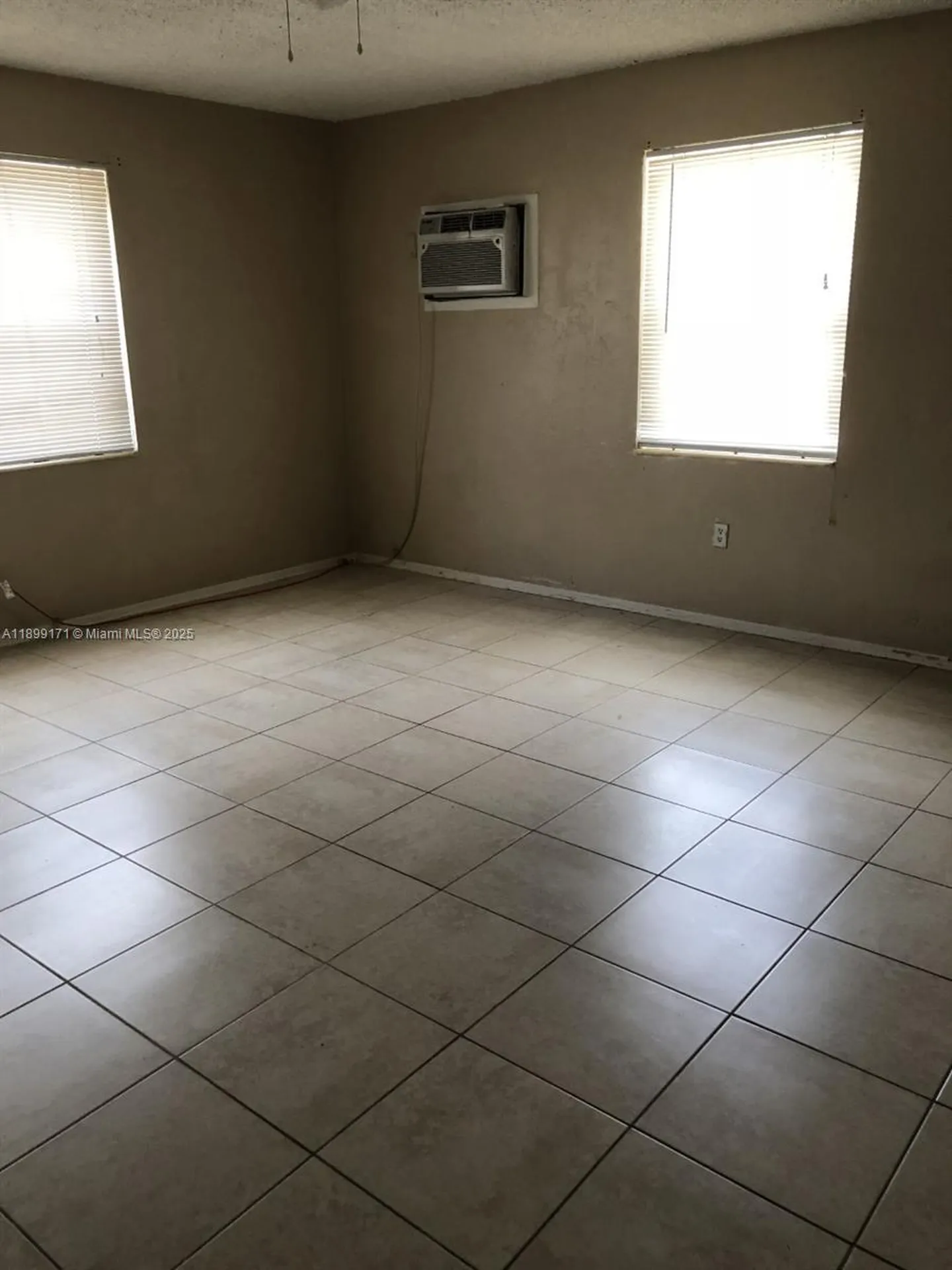 1915 Fletcher Street Hollywood FL 33020