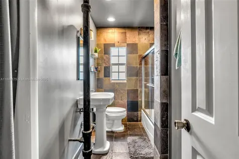 1860 NE 157th Terrace North Miami Beach FL 33162