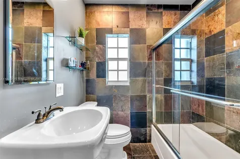 1860 NE 157th Terrace North Miami Beach FL 33162