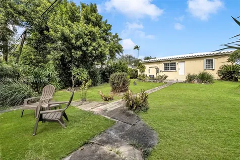1860 NE 157th Terrace North Miami Beach FL 33162