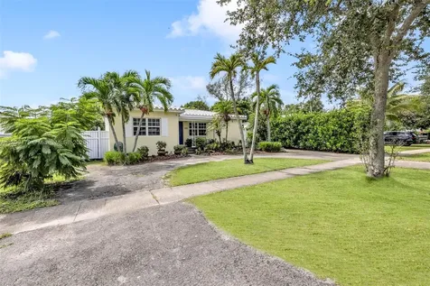 1860 NE 157th Terrace North Miami Beach FL 33162
