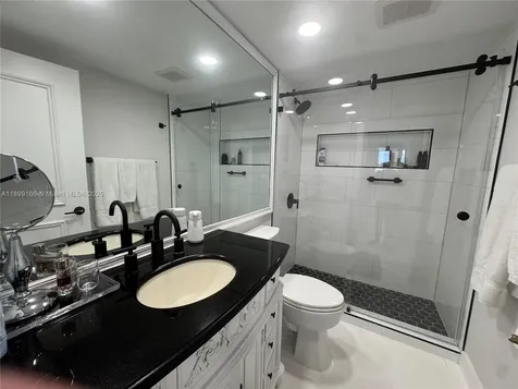 11113 Biscayne Boulevard Miami FL 33181