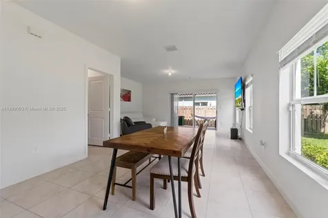 377 NE 1st Drive Florida City FL 33034