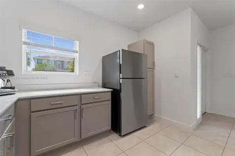 377 NE 1st Drive Florida City FL 33034