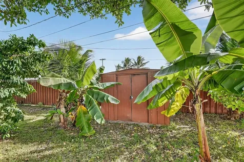 1606 N D Street Lake Worth FL 33460